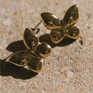 Elegant Gold Butterfly Earrings